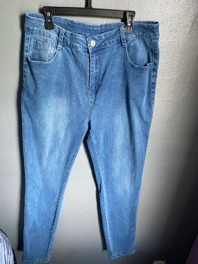 Classic Women's Blue Denim Jeans